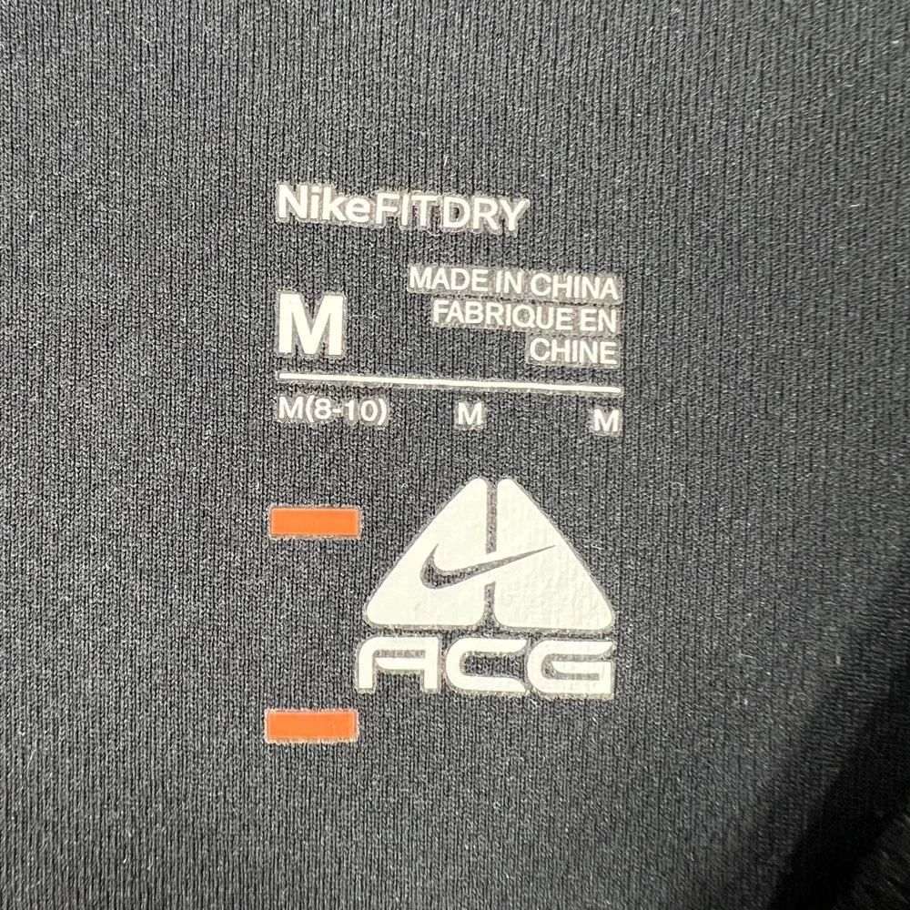Nike ACG Shirt Womens Medium Black Long Sleeve Fit Dry Workout Activewear Casual